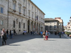 l Palazzo dell'Arengo